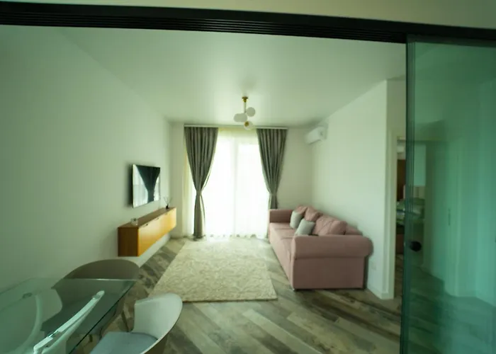 Cristalex Sunset アパート